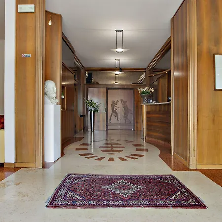 Hotel Garibaldi-2